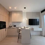 Apartment Sunny Premium With Balcony & Free Parking Gdansk