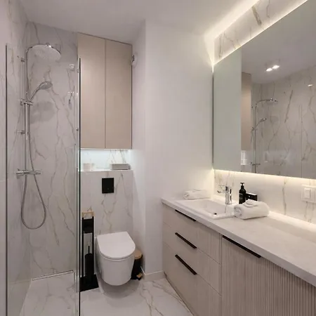 Apartment Sunny Premium With Balcony & Free Parking Gdansk