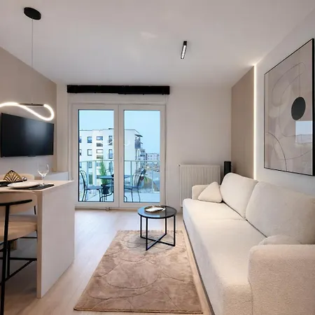アパート Sunny Premium With Balcony & Free Parking グダニスク